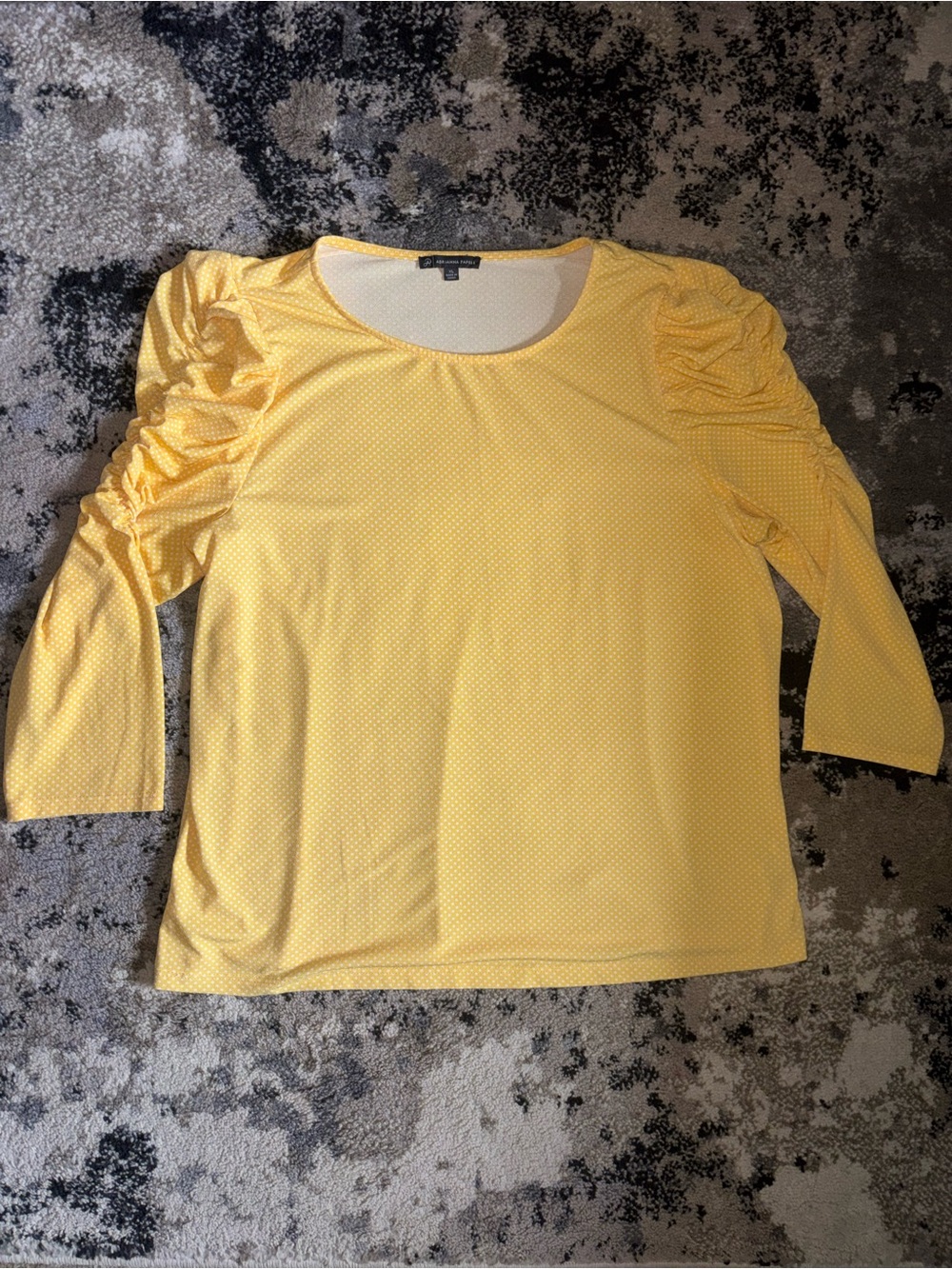 Adrianna Papell Light Yellow Ruched Puff-Sleeve Top